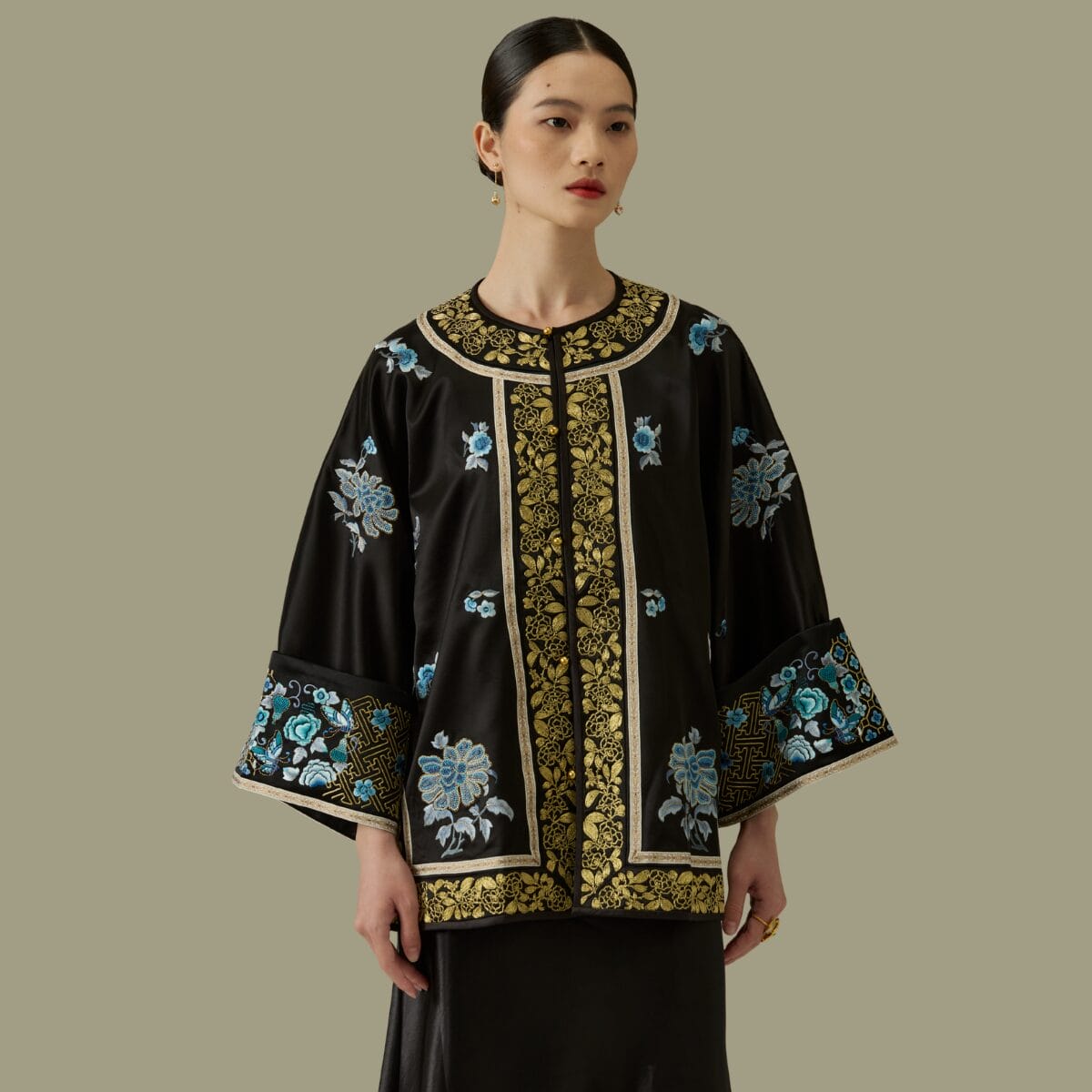 Aqueen Azure Court1 1200 px