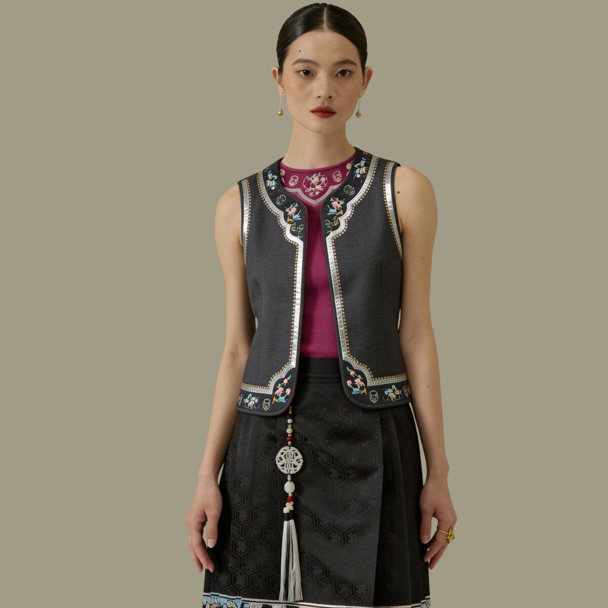Aqueen Folk Inspired vest 1200 px