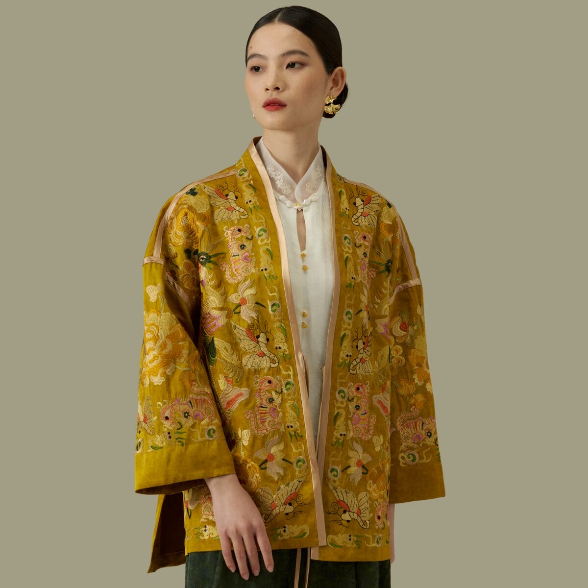 Aqueen Golden Oriental Jacket3 1200 px