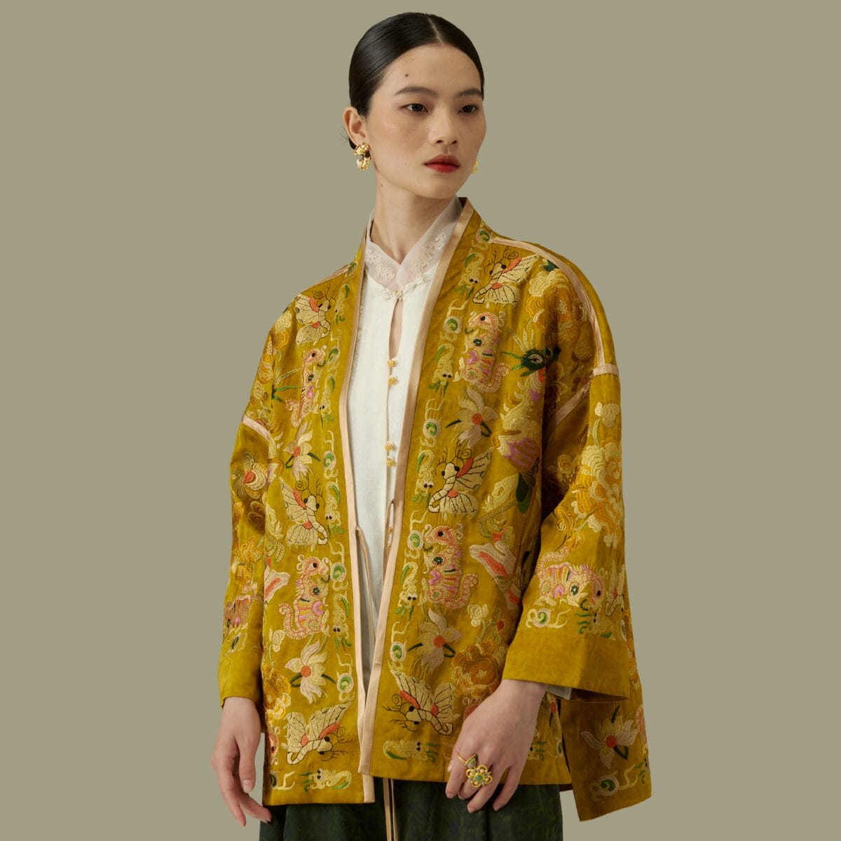 Aqueen Golden Oriental Jacket4 1200 px