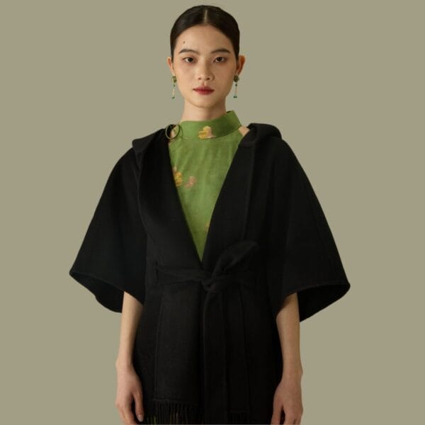 Aqueen Highland drape1 1200 px