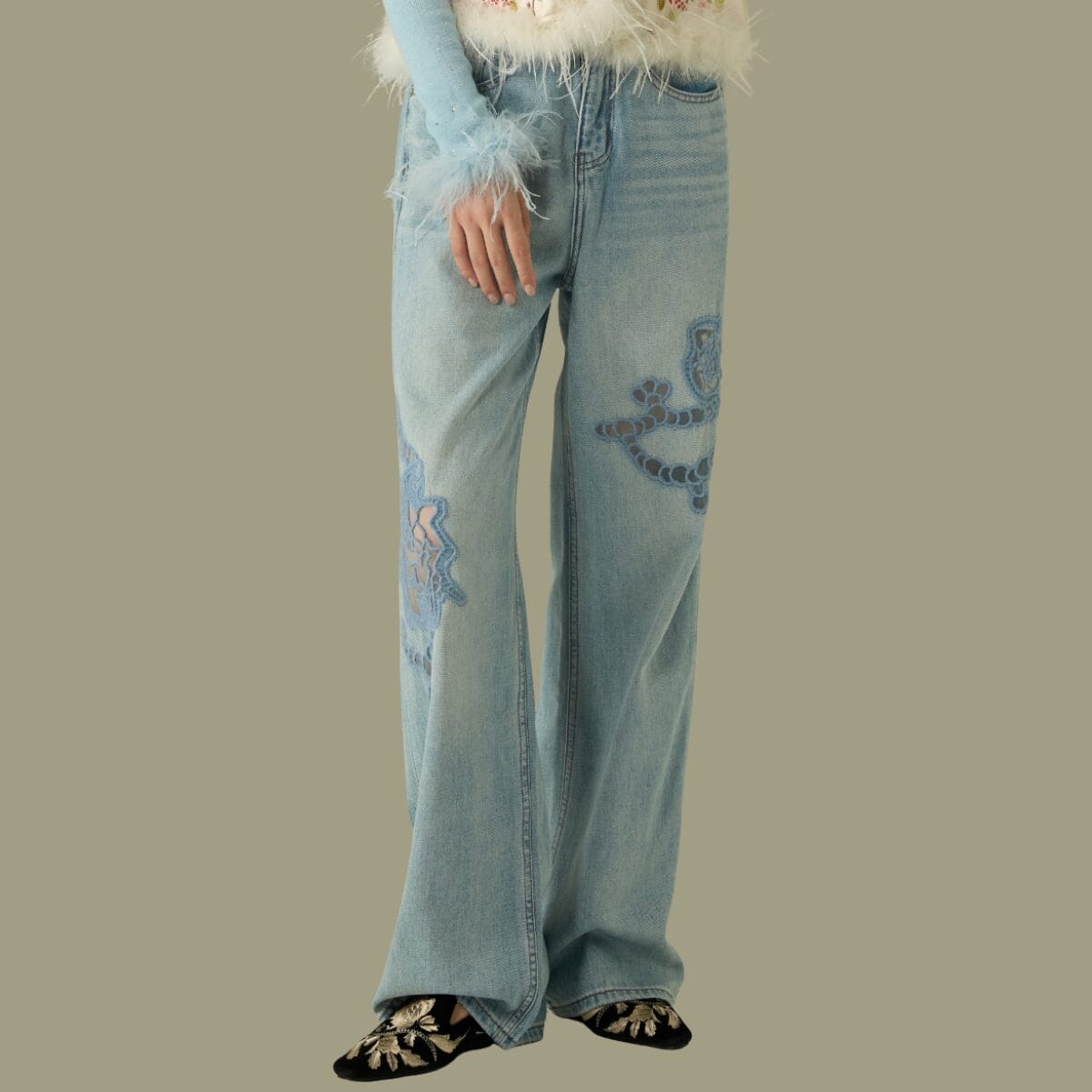 Aqueen blue whisper 1200 px