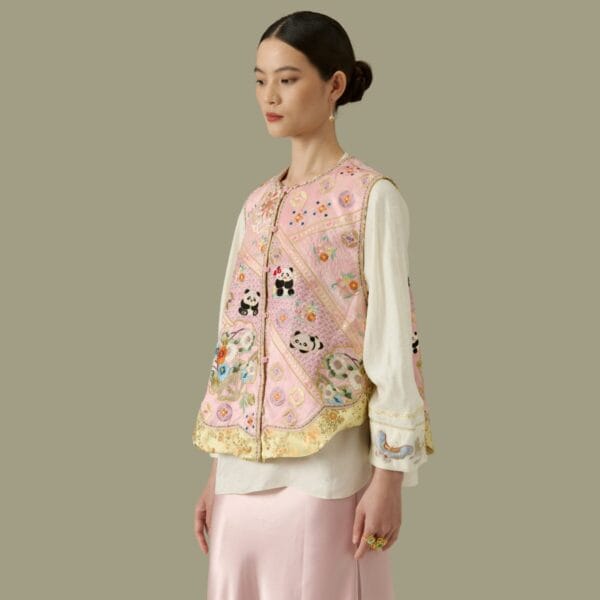 Aqueen celebration vest 2 1200 px