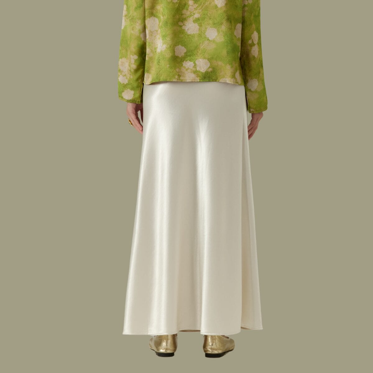 Aqueen regal bloom white2