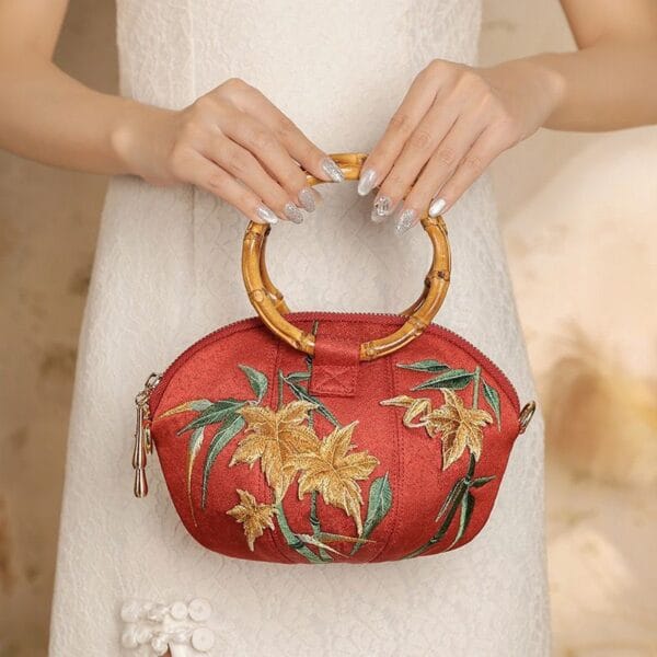 Maple leaf bag1