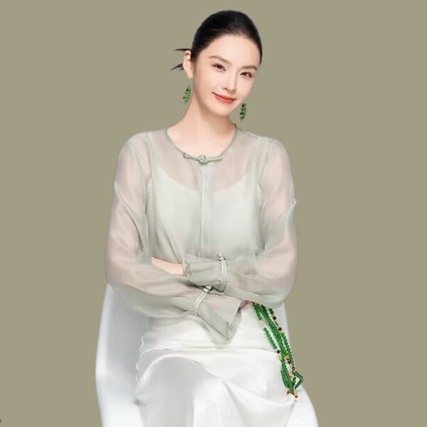 Noralis Velvet Dream Blouse lgreen