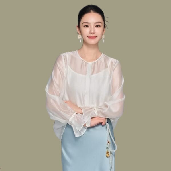 Noralis Velvet Dream Blouse white